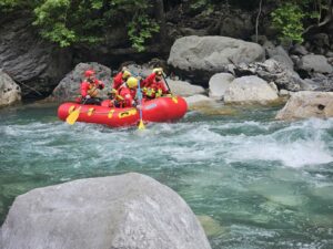 Read more about the article Εκπαίδευση διάσωσης σε ορμητικά νερά (Swiftwater Training 2024)